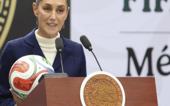 A pesar que cancelan vuelo de Sheinbaum a NY por mal clima; aún preve ir a final del Mundial